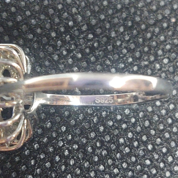 Lab-Created Sapphire/CZ Halo Ring - Picture 5 of 7